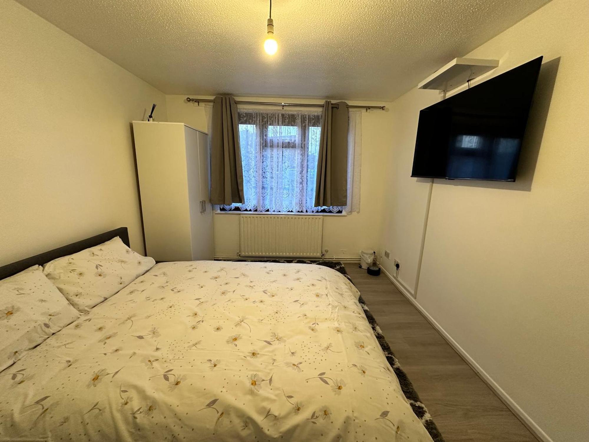 Family Homes - Celandine Londra